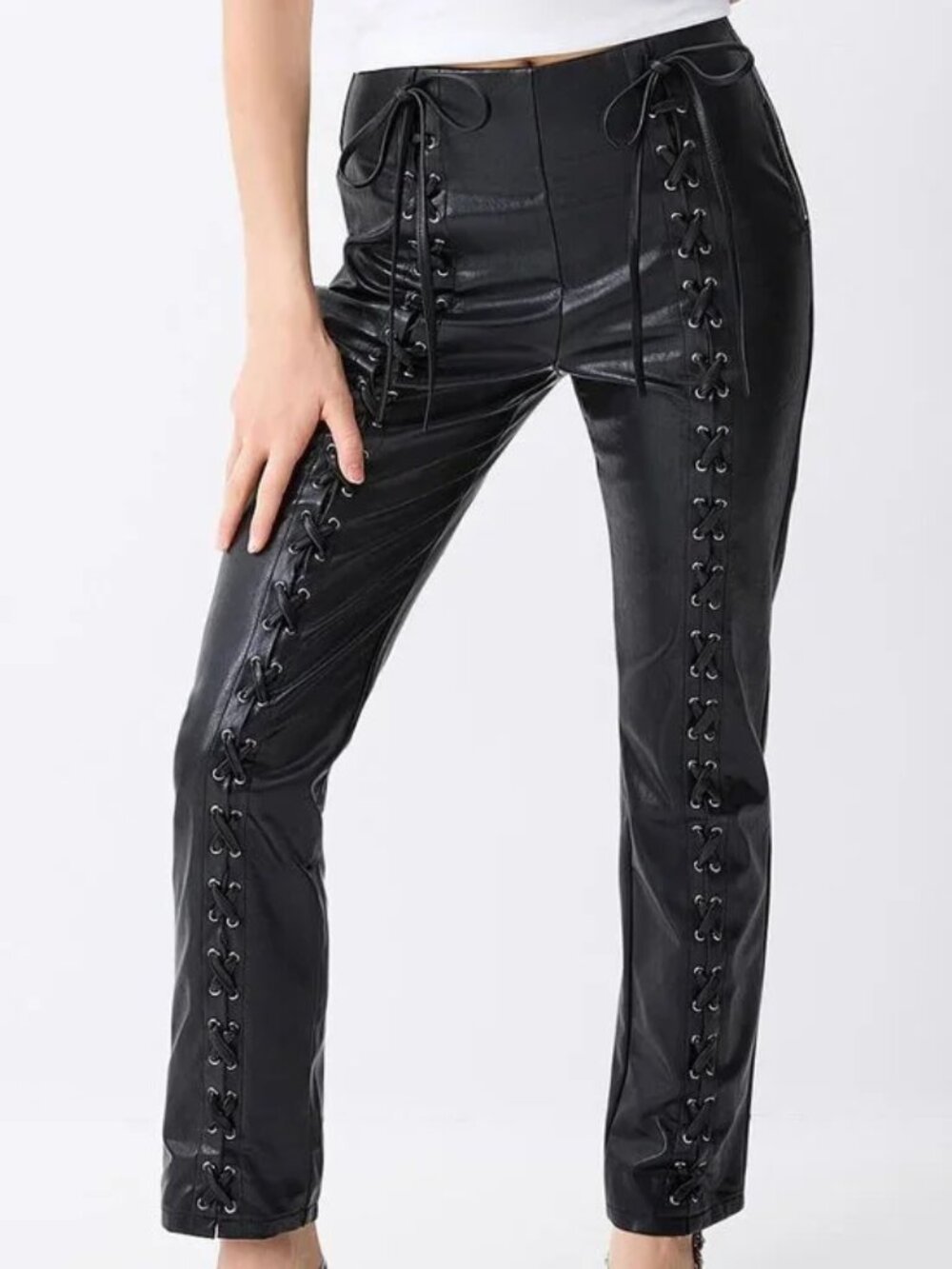 NWT Lace-up faux leather pant